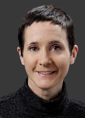 Portrait of Hillary Jackson, RE Salesperson.