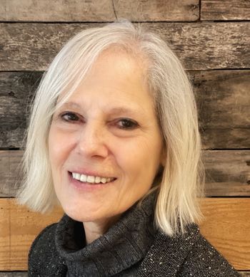 Portrait of Marcia Weiss, Re Assoc Broker.