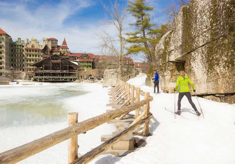 Cross Country Skiing at Lake Mohonk in New Paltz, NY