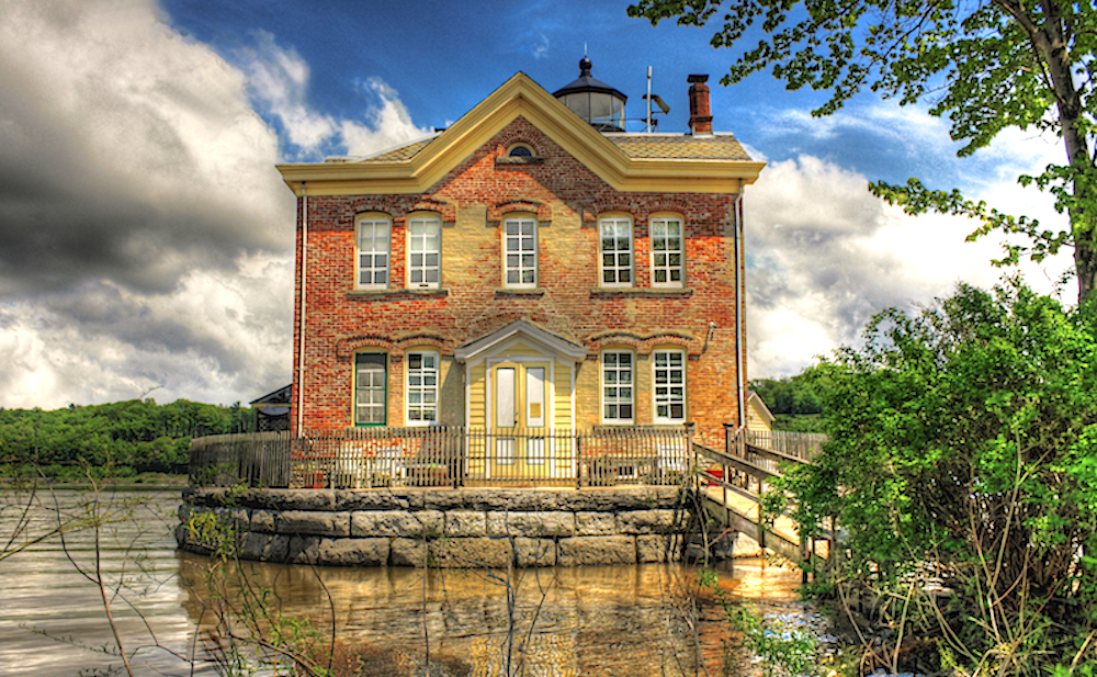 A guide to visiting and living in Saugerties New York, Halter Associates Realty
